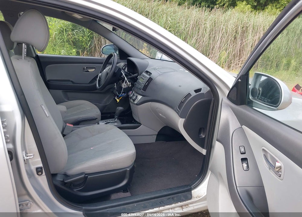 2010 HYUNDAI ELANTRA VIN: KMHDU4ADXAU961385