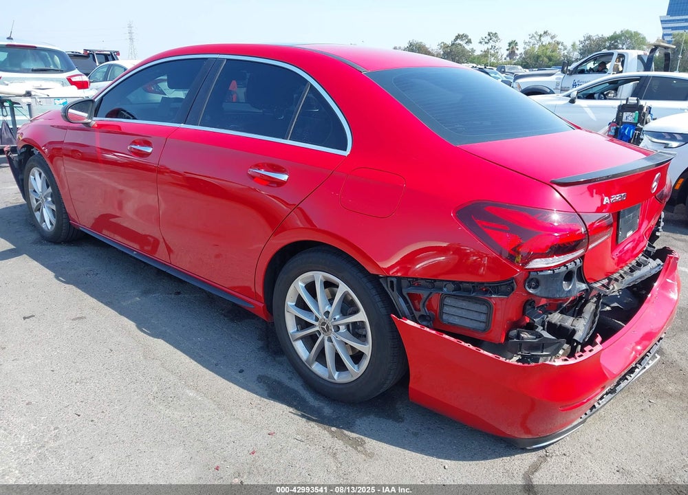 2019 MERCEDES-BENZ A-CLASS VIN: WDD3G4EB4KW027203