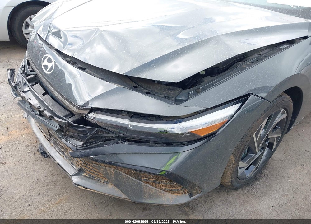 2024 HYUNDAI ELANTRA VIN: KMHLS4DG5RU672496