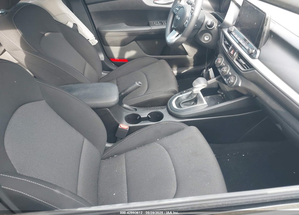 2023 KIA FORTE LXS VIN: 3KPF24ADXPE631238