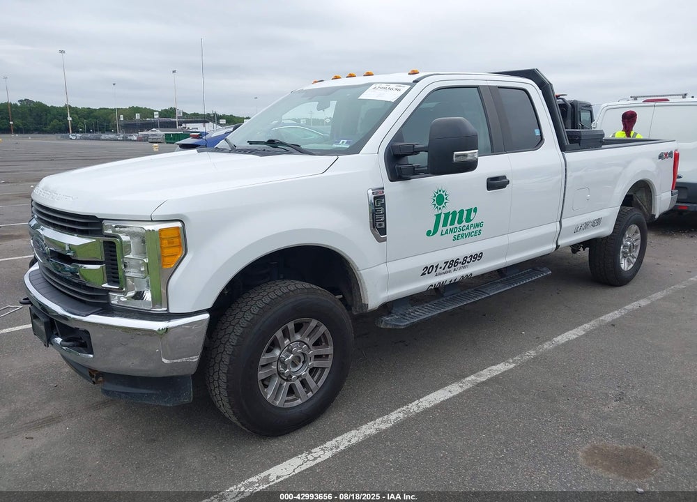 2017 FORD F-350 XL VIN: 1FT8X3B60HEE90309