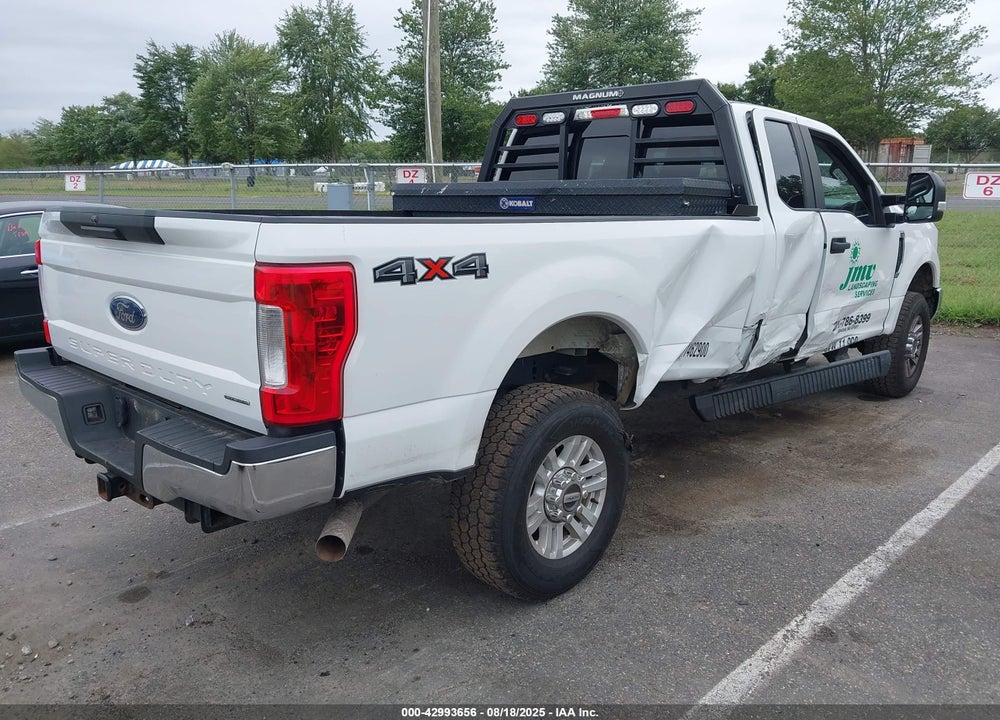2017 FORD F-350 XL VIN: 1FT8X3B60HEE90309