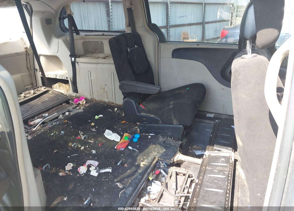 2013 DODGE GRAND CARAVAN CREW VIN: 2C4RDGDG9DR628873