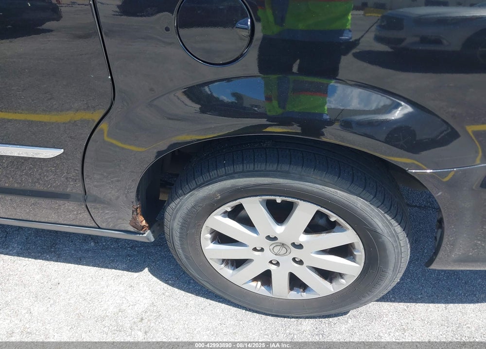 2013 CHRYSLER TOWN & COUNTRY TOURING VIN: 2C4RC1BG4DR637807