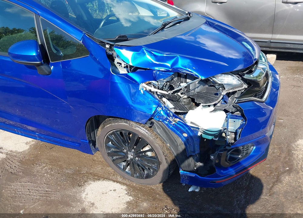 2018 HONDA FIT SPORT VIN: 3HGGK5H63JM723646