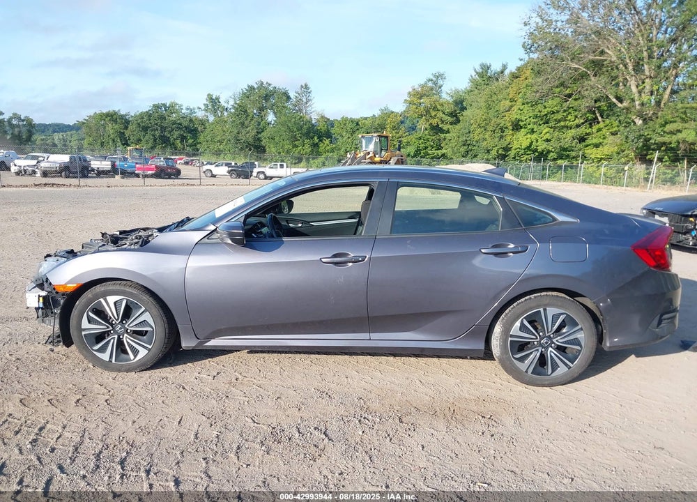 2018 HONDA CIVIC EX-T VIN: JHMFC1F31JX027546