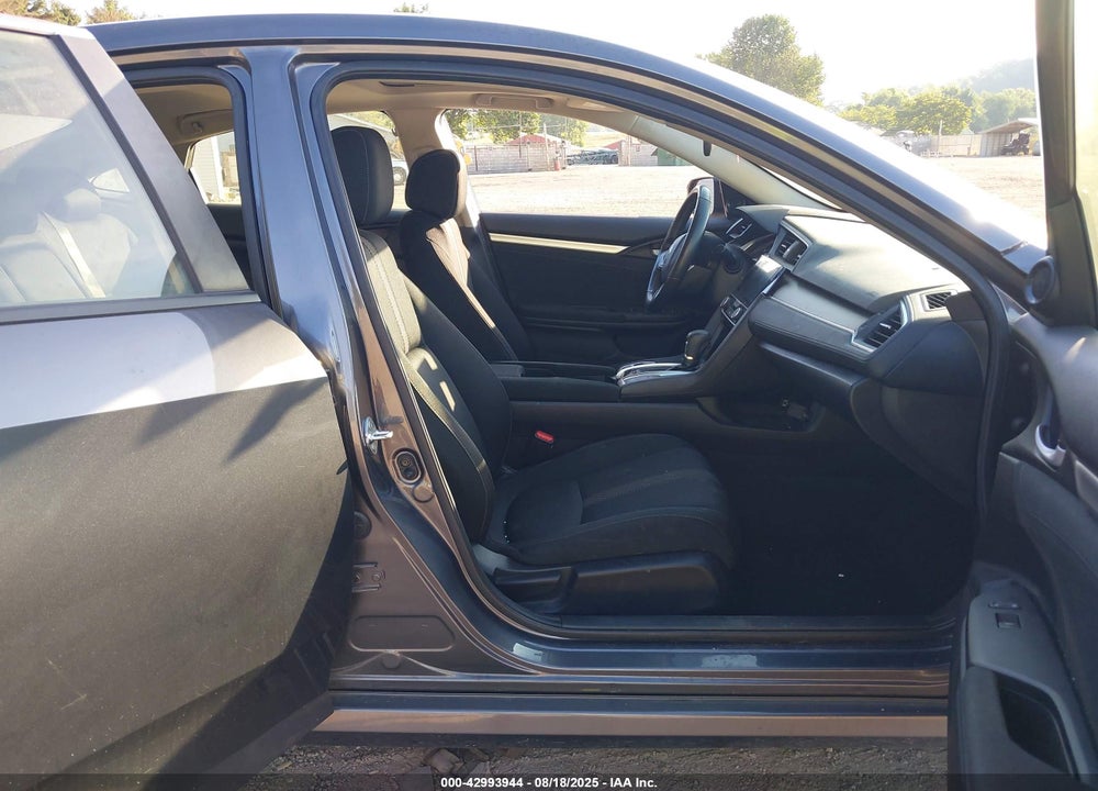 2018 HONDA CIVIC EX-T VIN: JHMFC1F31JX027546