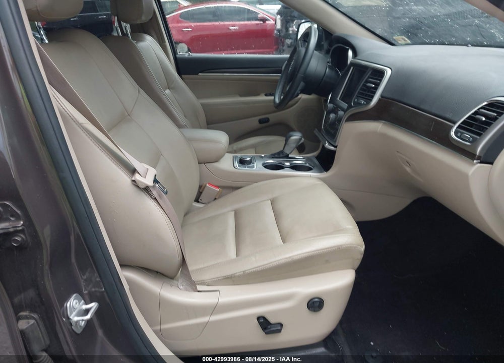 2018 JEEP GRAND CHEROKEE VIN: 1C4RJFBG5JC441544