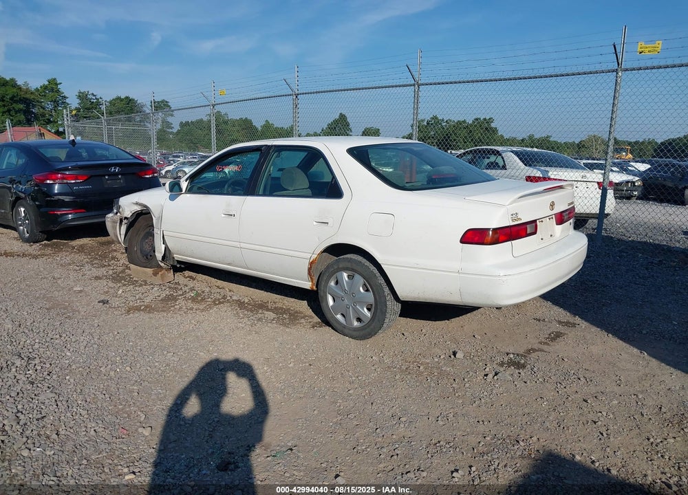 1998 TOYOTA CAMRY LE V6 VIN: JT2BF22K9W0141488