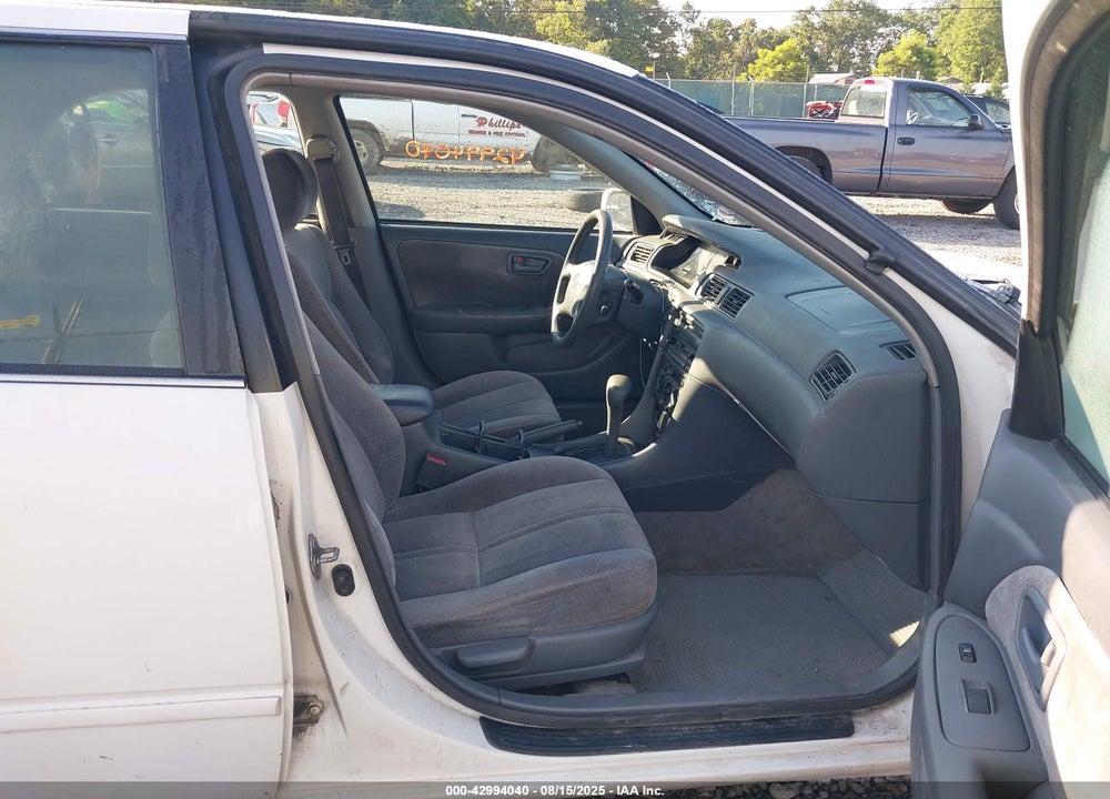 1998 TOYOTA CAMRY LE V6 VIN: JT2BF22K9W0141488