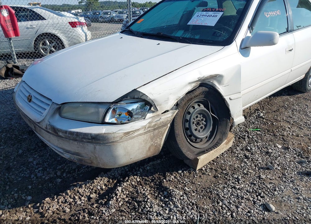 1998 TOYOTA CAMRY LE V6 VIN: JT2BF22K9W0141488