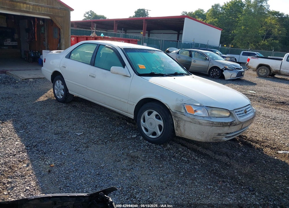 1998 TOYOTA CAMRY LE V6 VIN: JT2BF22K9W0141488