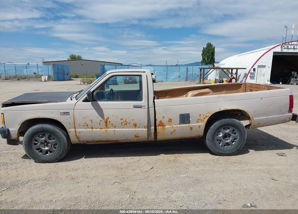 1989 CHEVROLET S TRUCK S10 VIN: 1GCCS14R5K2214012