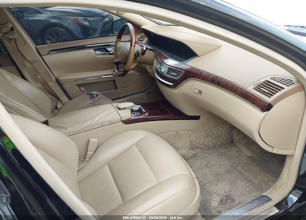 2013 MERCEDES-BENZ S 550 VIN: WDDNG7DB2DA509762