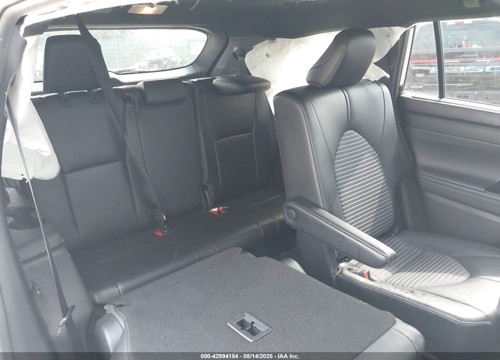 2021 TOYOTA HIGHLANDER VIN: 5TDLZRBH7MS127289