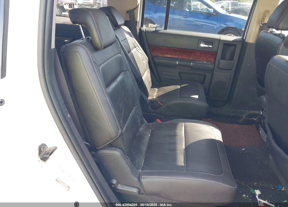 2010 FORD FLEX VIN: 2FMHK6DT2ABA47059