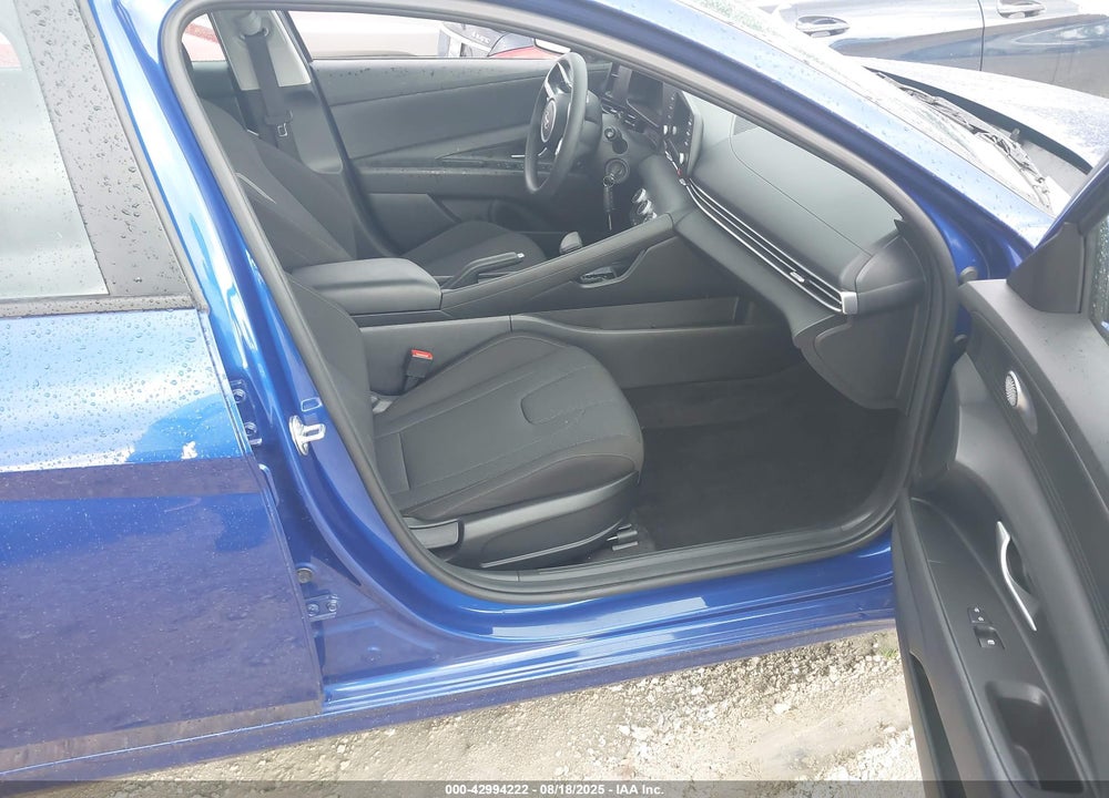 2024 HYUNDAI ELANTRA VIN: KMHLL4DG8RU849636