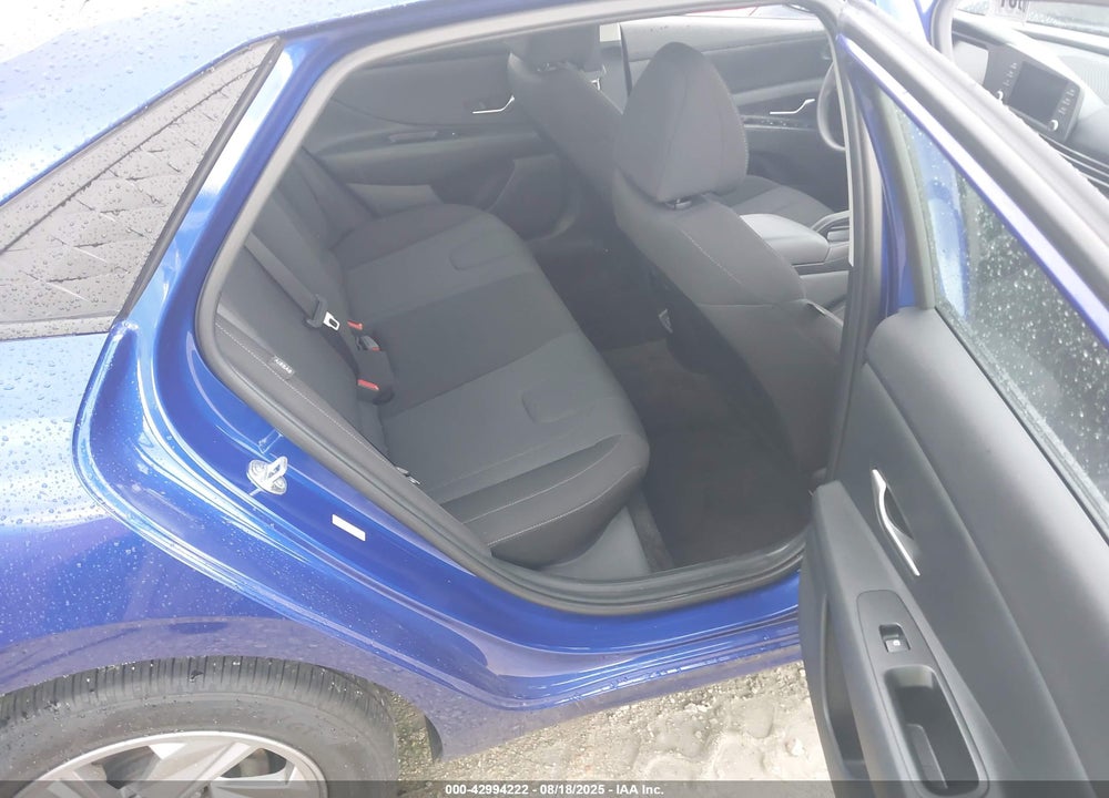 2024 HYUNDAI ELANTRA VIN: KMHLL4DG8RU849636