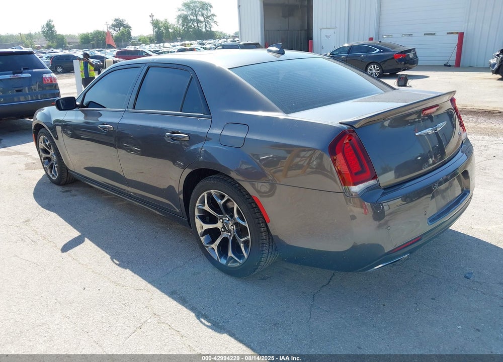 2018 CHRYSLER 300 VIN: 2C3CCABG3JH244666