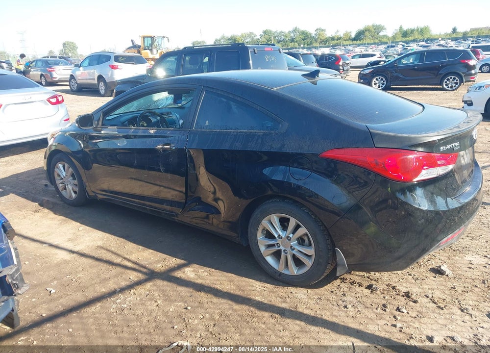 2013 HYUNDAI ELANTRA VIN: KMHDH6AE2DU010191
