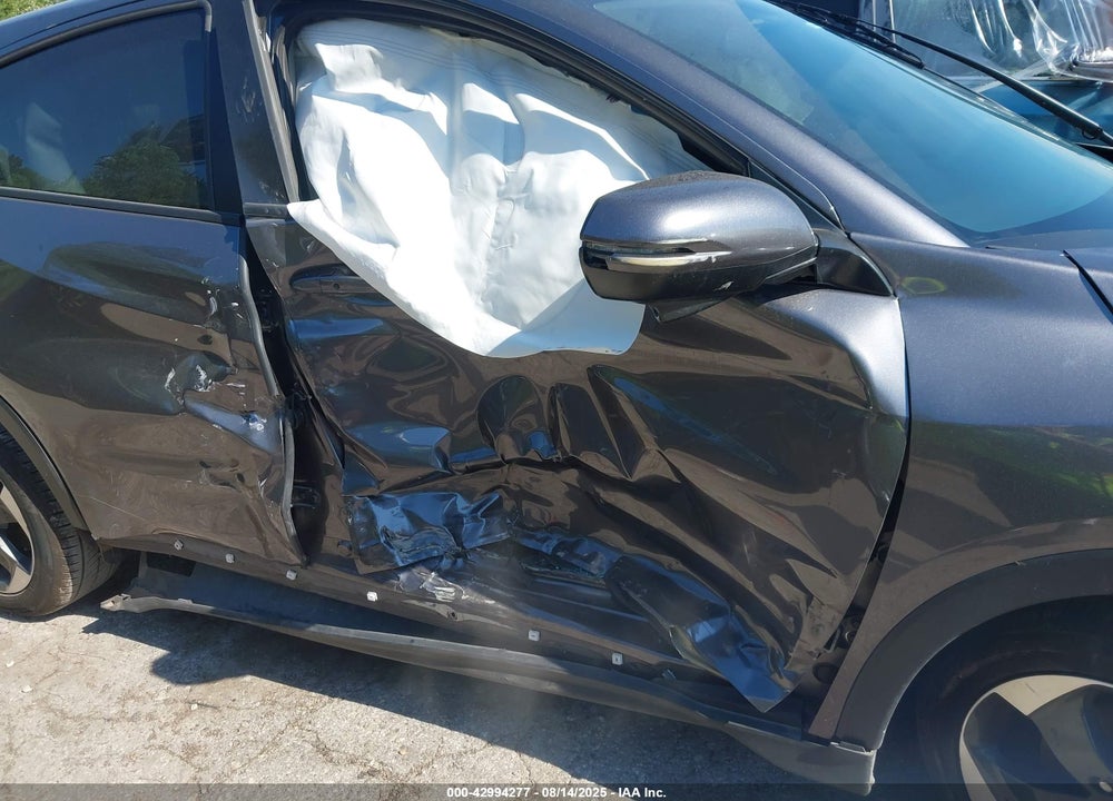 2018 HONDA HR-V VIN: 3CZRU5H53JM712407