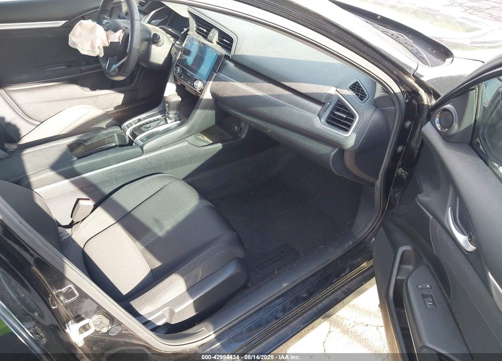 2016 HONDA CIVIC VIN: 2HGFC2F84GH535138