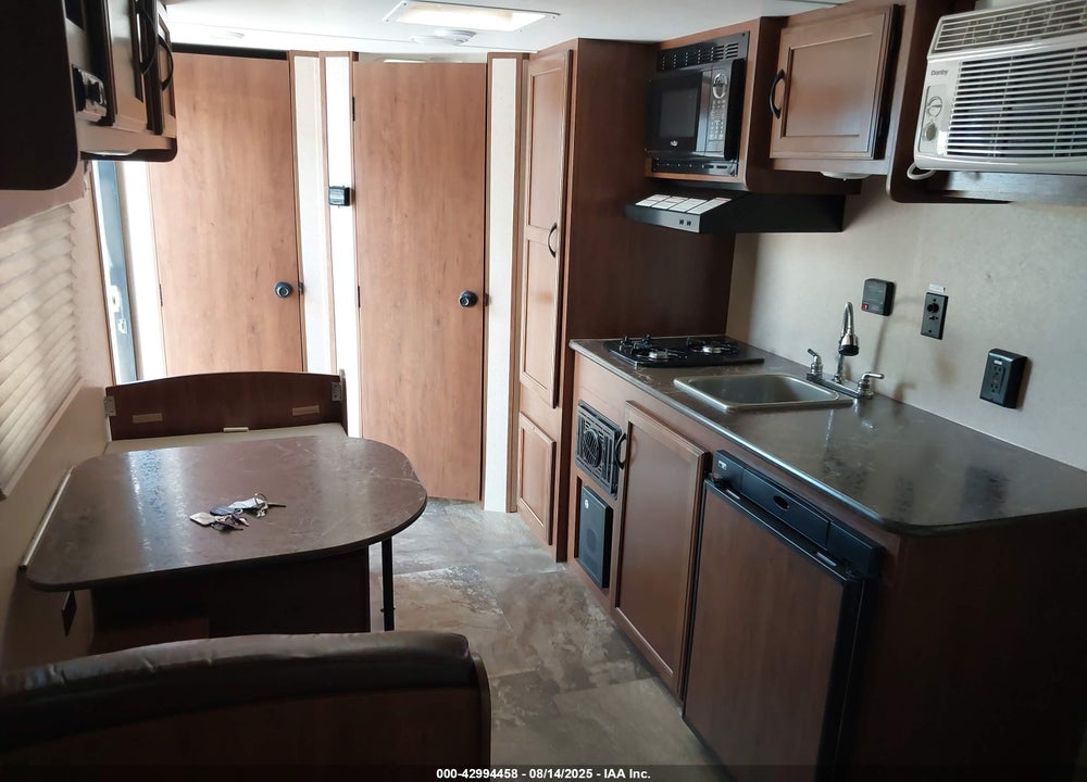 2016 JAYCO AMIGO VIN: 1UJBJ0AJ8G77A0150