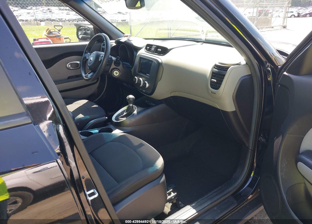 2015 KIA SOUL VIN: KNDJN2A23F7164277
