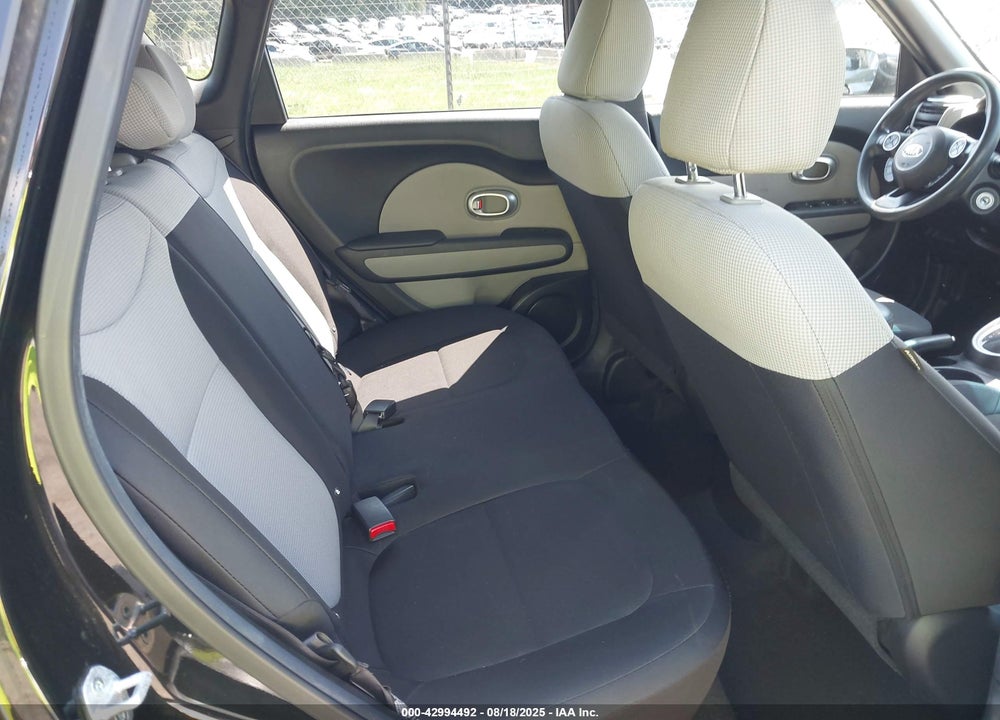 2015 KIA SOUL VIN: KNDJN2A23F7164277