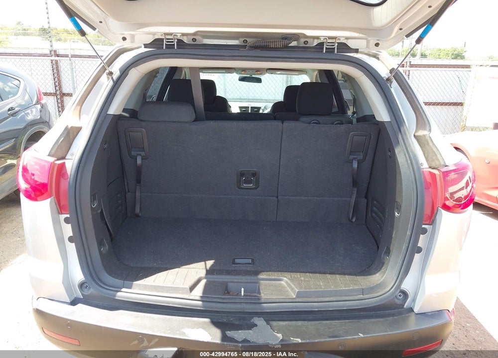 2011 CHEVROLET TRAVERSE VIN: 1GNKVGED9BJ361701