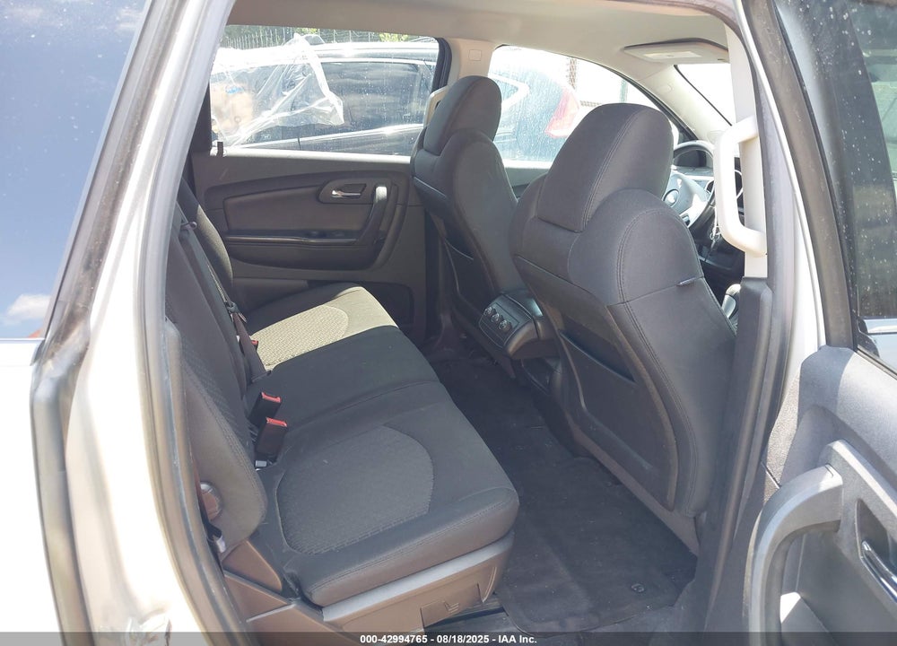 2011 CHEVROLET TRAVERSE VIN: 1GNKVGED9BJ361701