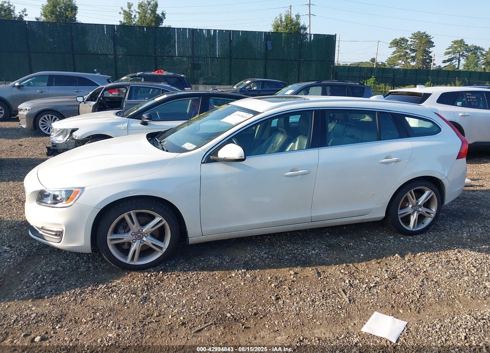 2016 VOLVO V60 VIN: YV1612SK5G1312279