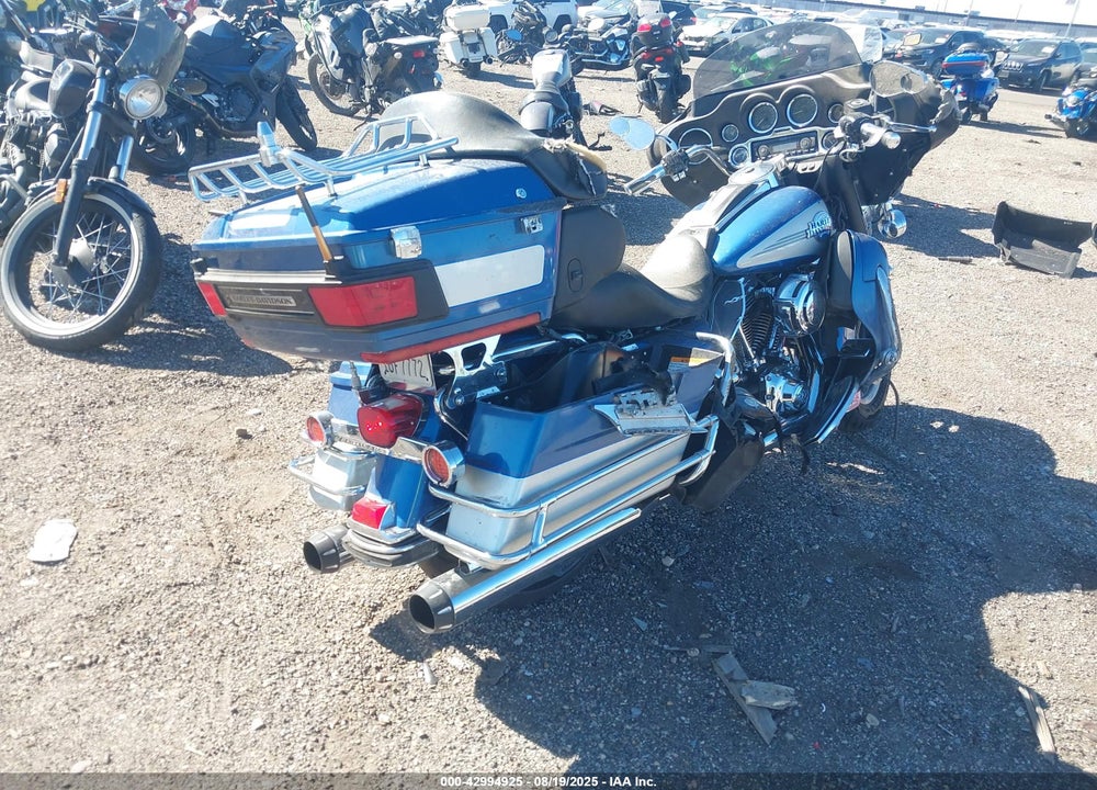 2006 HARLEY-DAVIDSON FLHTCUI VIN: 1HD1FCW336Y696335