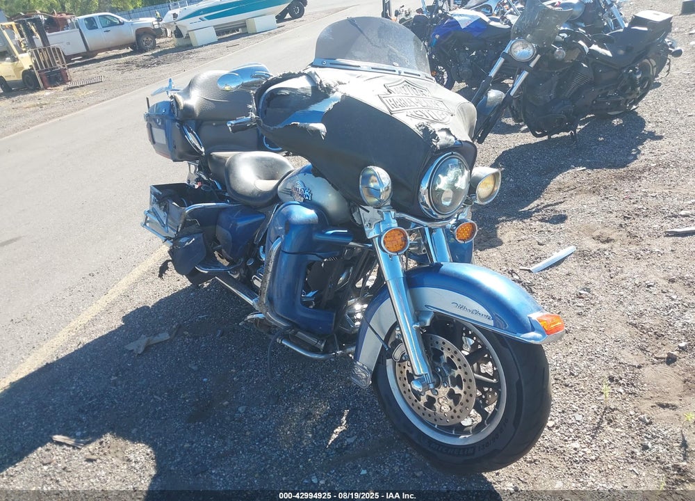 2006 HARLEY-DAVIDSON FLHTCUI VIN: 1HD1FCW336Y696335