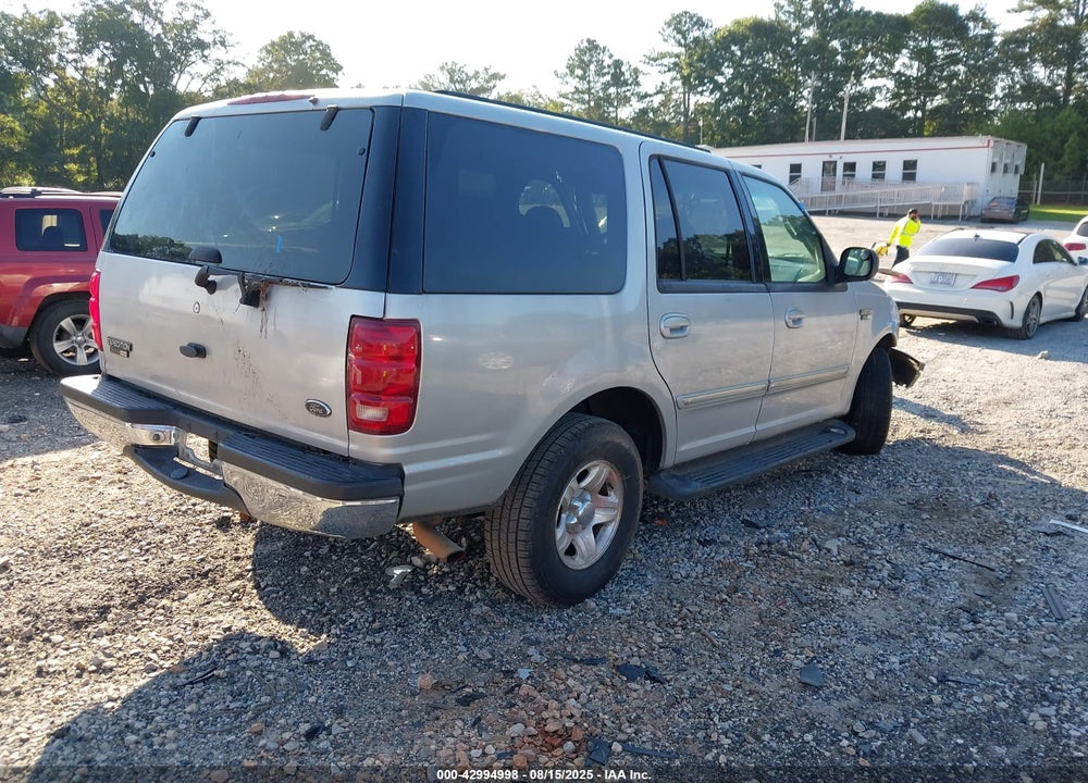 2002 FORD EXPEDITION VIN: 1FMRU15W62LA06011