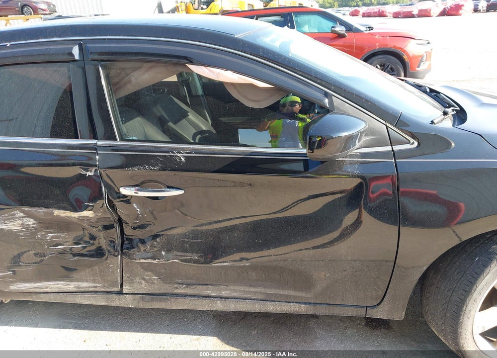 2018 NISSAN SENTRA VIN: 3N1AB7AP3JY225526