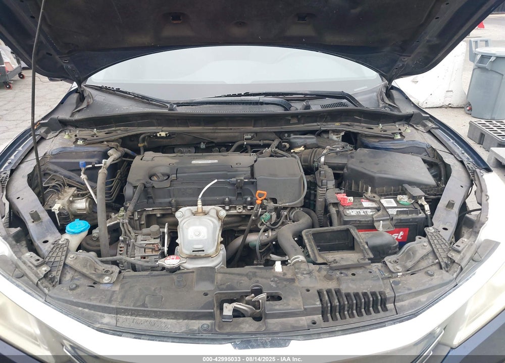 2017 HONDA ACCORD VIN: 1HGCR2F7XHA152345