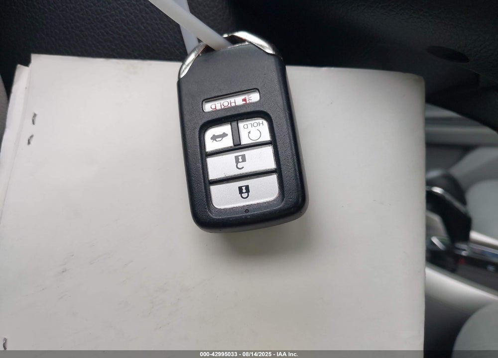 2017 HONDA ACCORD VIN: 1HGCR2F7XHA152345