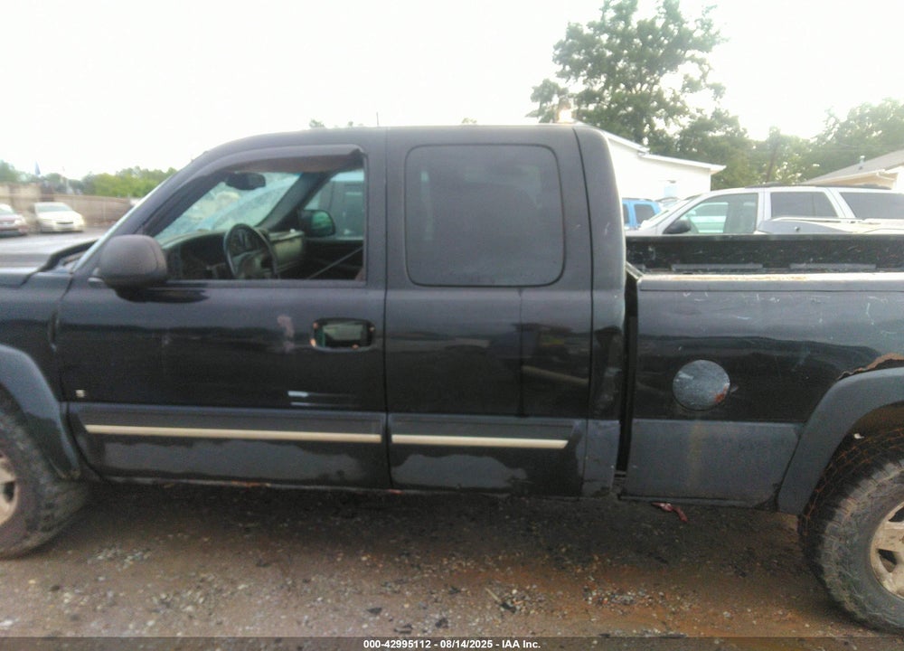 2007 CHEVROLET SILVERADO 1500 VIN: 1GCEK19Z47Z202711