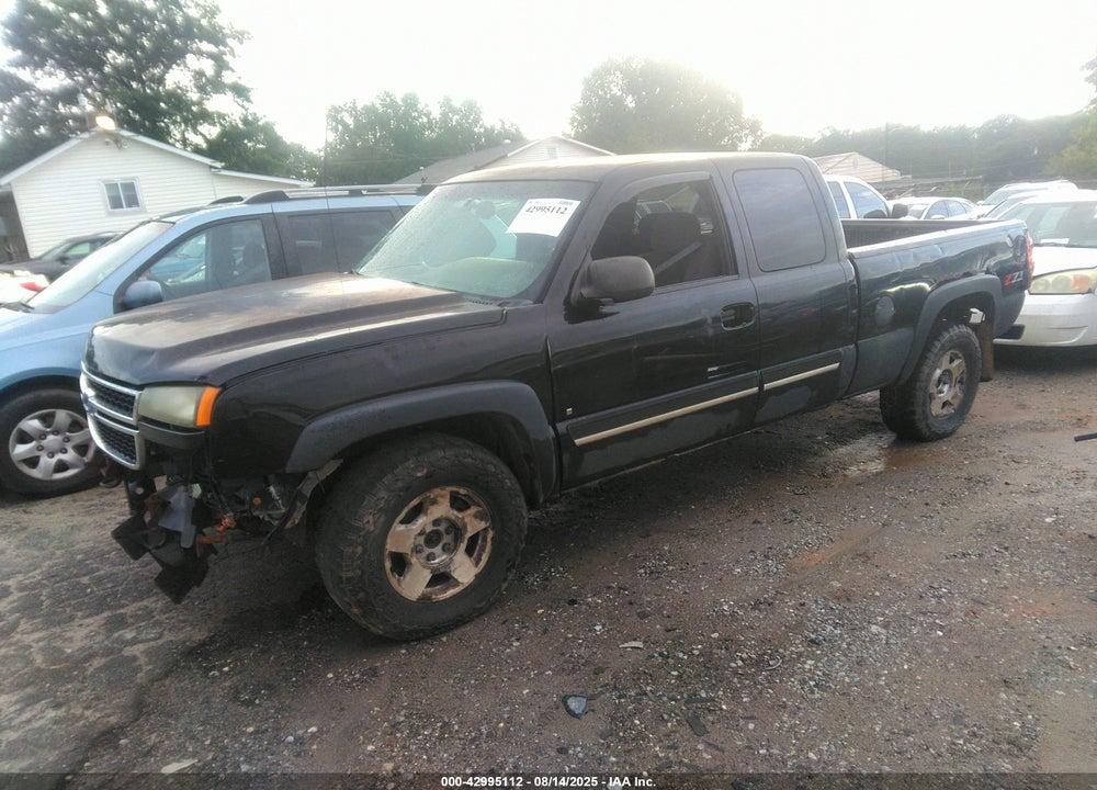 2007 CHEVROLET SILVERADO 1500 VIN: 1GCEK19Z47Z202711