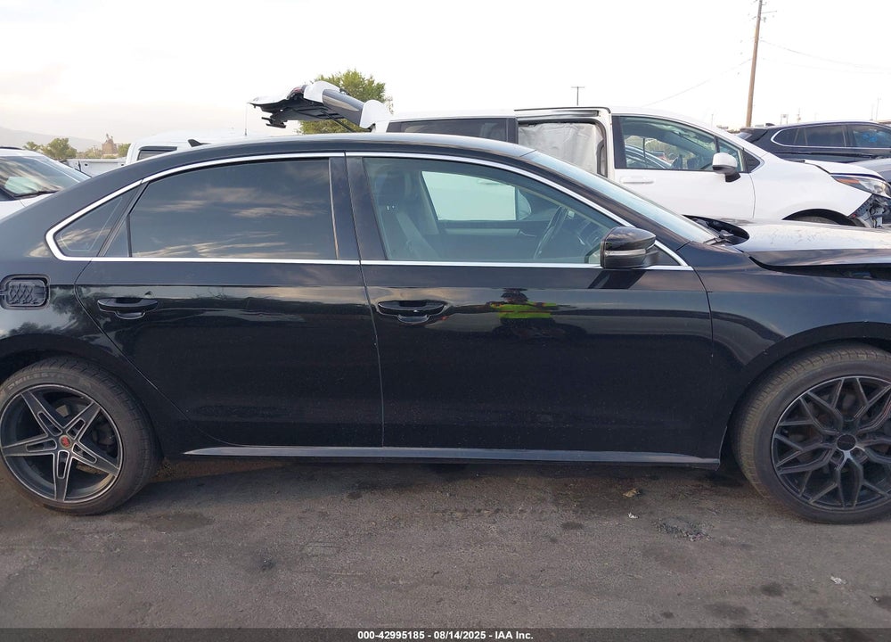 2013 VOLKSWAGEN PASSAT VIN: 1VWBP7A33DC066839