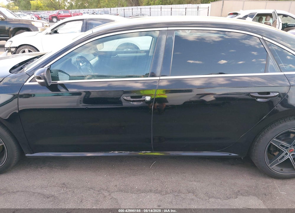 2013 VOLKSWAGEN PASSAT VIN: 1VWBP7A33DC066839