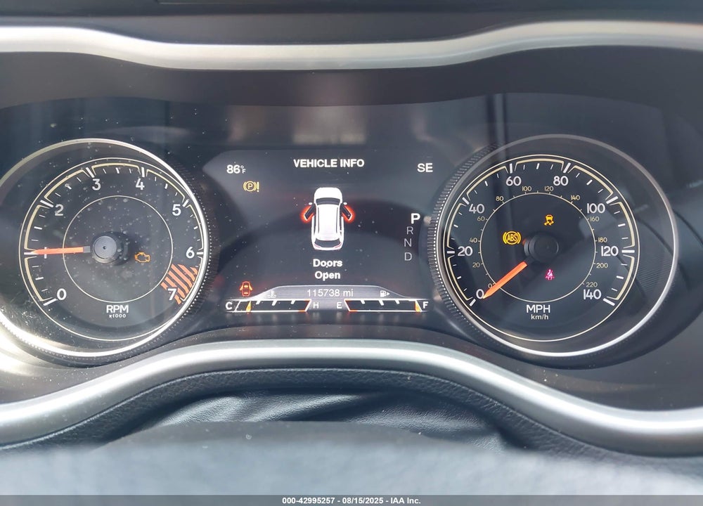 2015 JEEP CHEROKEE VIN: 1C4PJMBB9FW777381