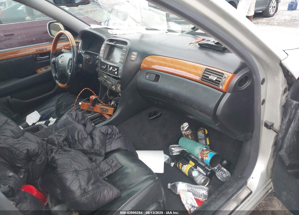 2001 LEXUS LS 430 VIN: JTHBN30FX10050579