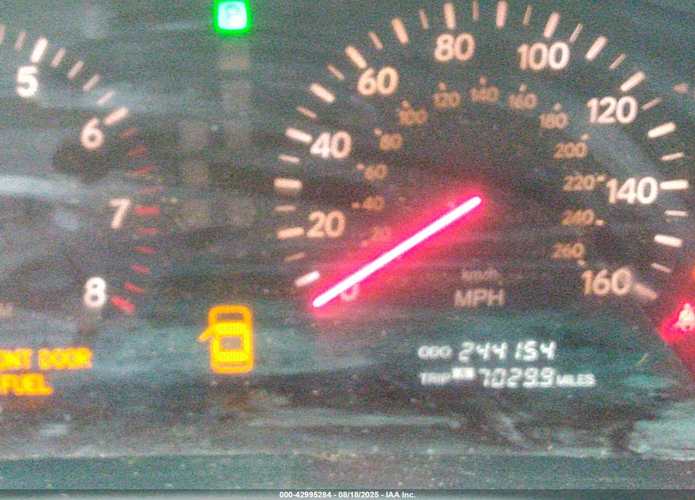 2001 LEXUS LS 430 VIN: JTHBN30FX10050579