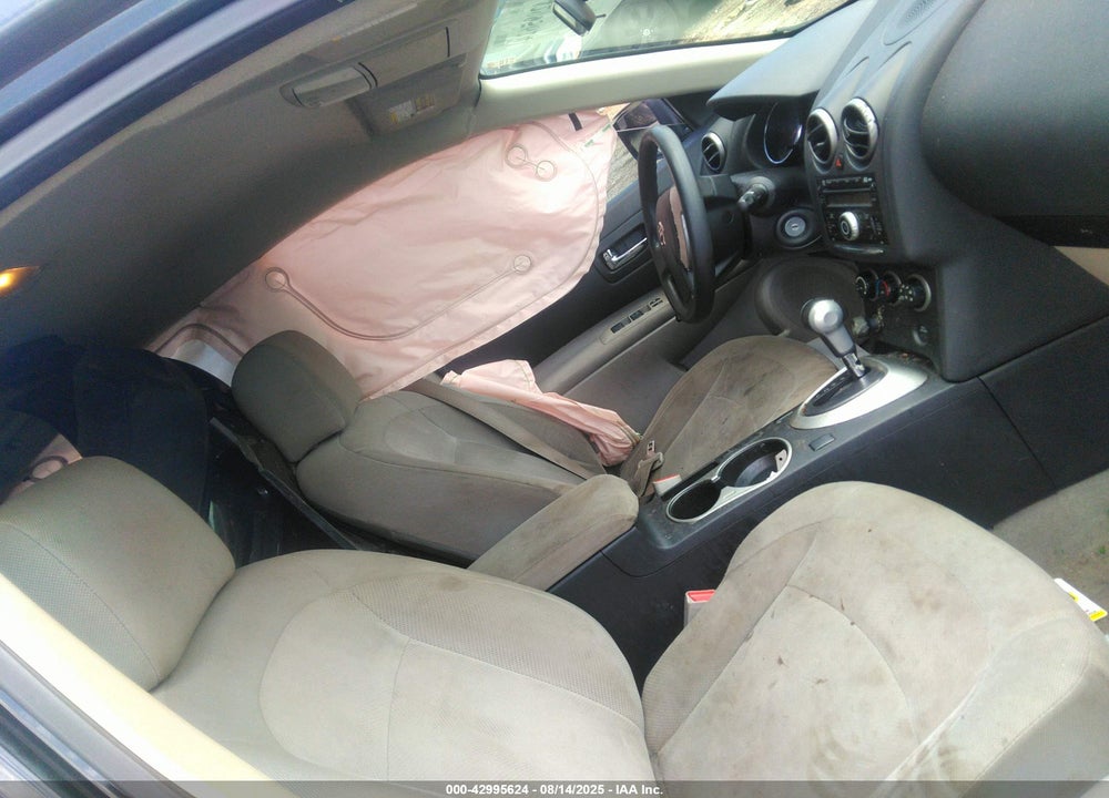 2015 NISSAN ROGUE VIN: JN8AS5MT1FW654340