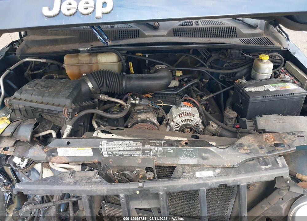 2005 JEEP LIBERTY RENEGADE VIN: 1J4GL38K85W564023