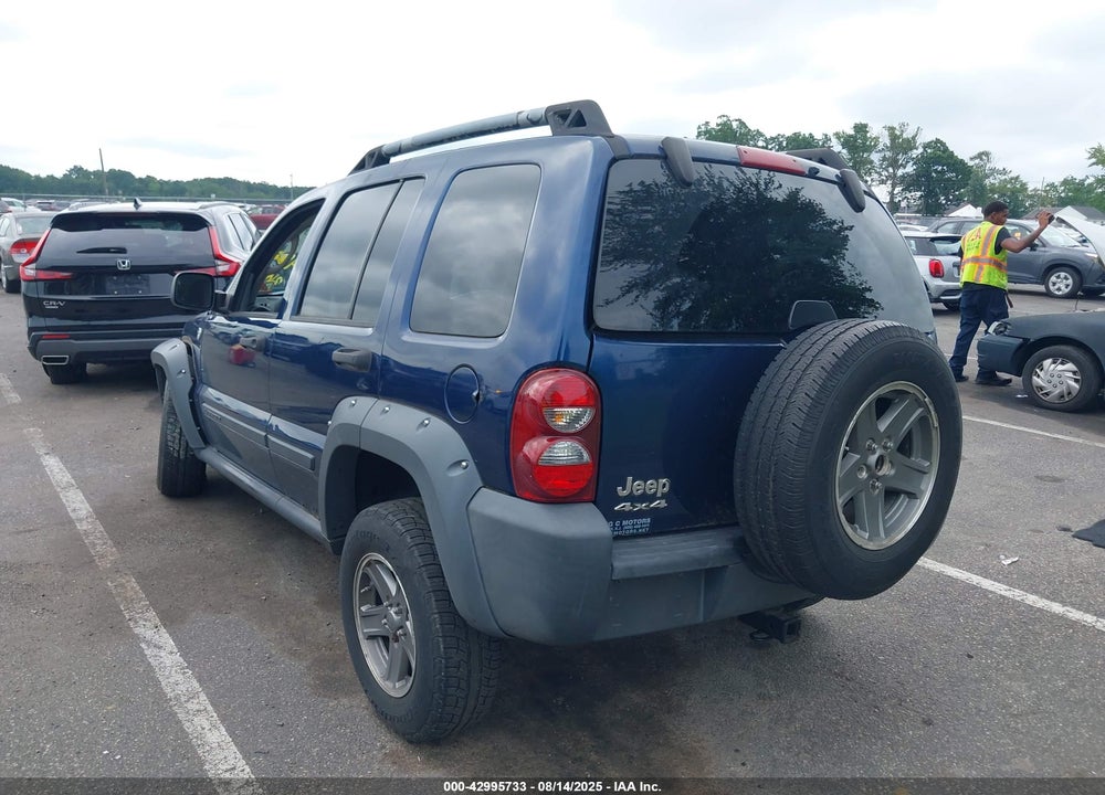 2005 JEEP LIBERTY RENEGADE VIN: 1J4GL38K85W564023