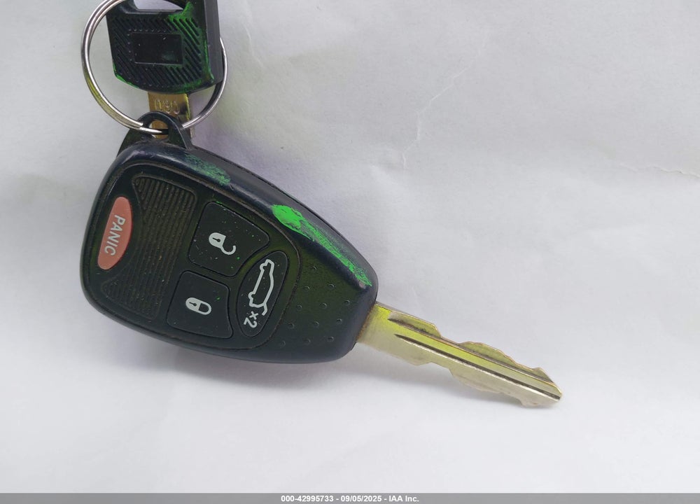 2005 JEEP LIBERTY RENEGADE VIN: 1J4GL38K85W564023