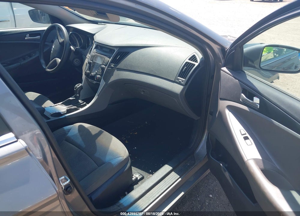 2013 HYUNDAI SONATA GLS VIN: 5NPEB4AC9DH771775